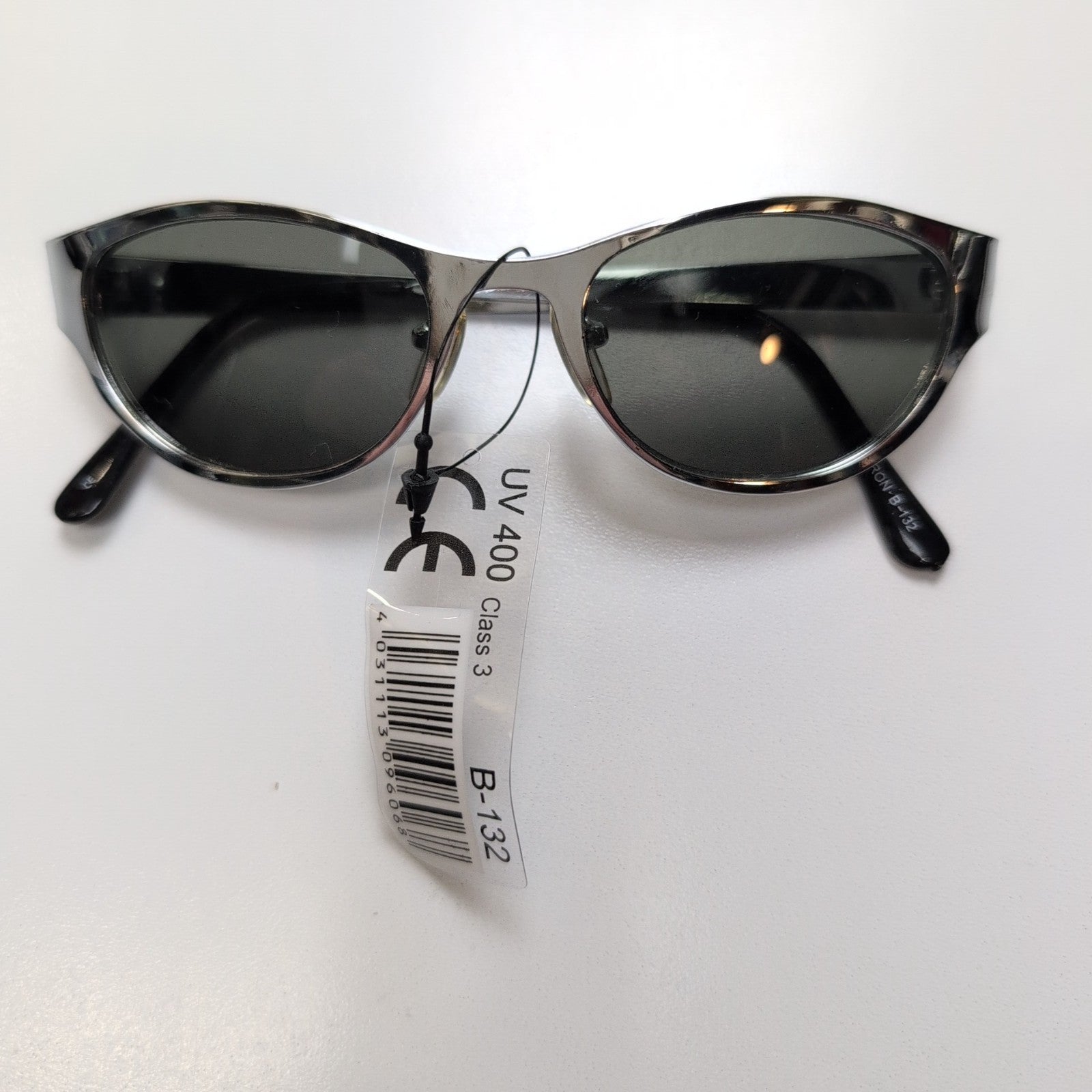 Lunettes de soleil Y2K Ovales Métal Chromé Branches Larges Verres Vert Foncé