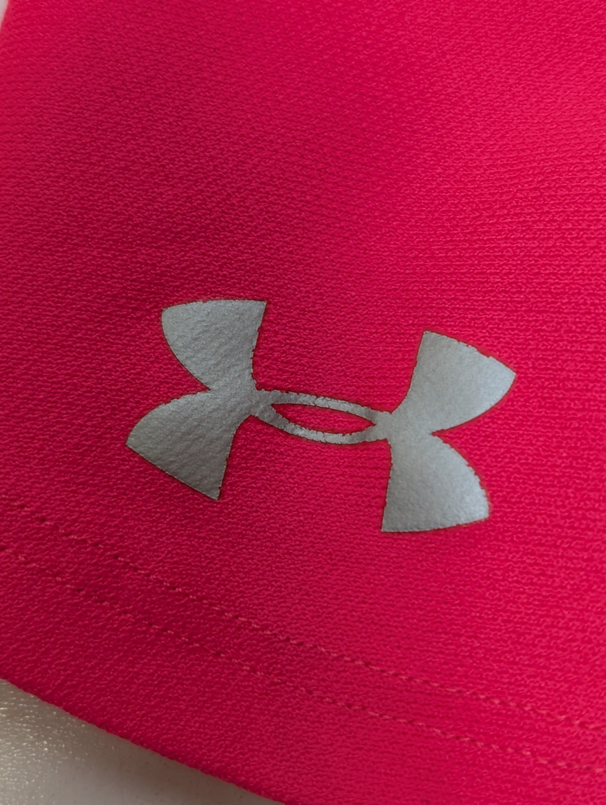Short de sport Under Armour HeatGear Rose Fluo - Femme Taille S
