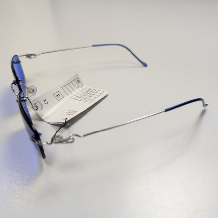 Lunettes de soleil rectangulaires Y2K branche fine métal gris brillant 💎
