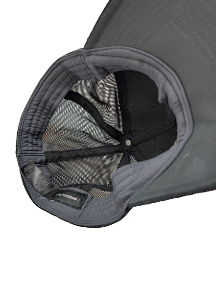 Casquette NIKE GOLF Vintage Noire et Grise Tour de tête 58 cm Sans Réglage