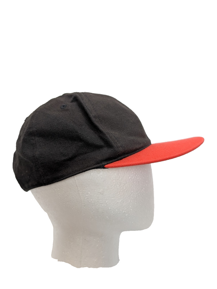 Casquette ADIDAS Vintage Rouge et Noir Logo Imprimé Taille Réglable