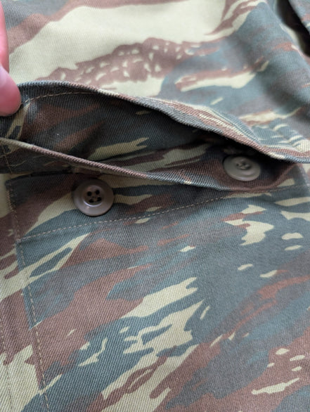 Veste militaire Vert Kaki Armée Grecque Camouflage Tiger Stripe Taille L
