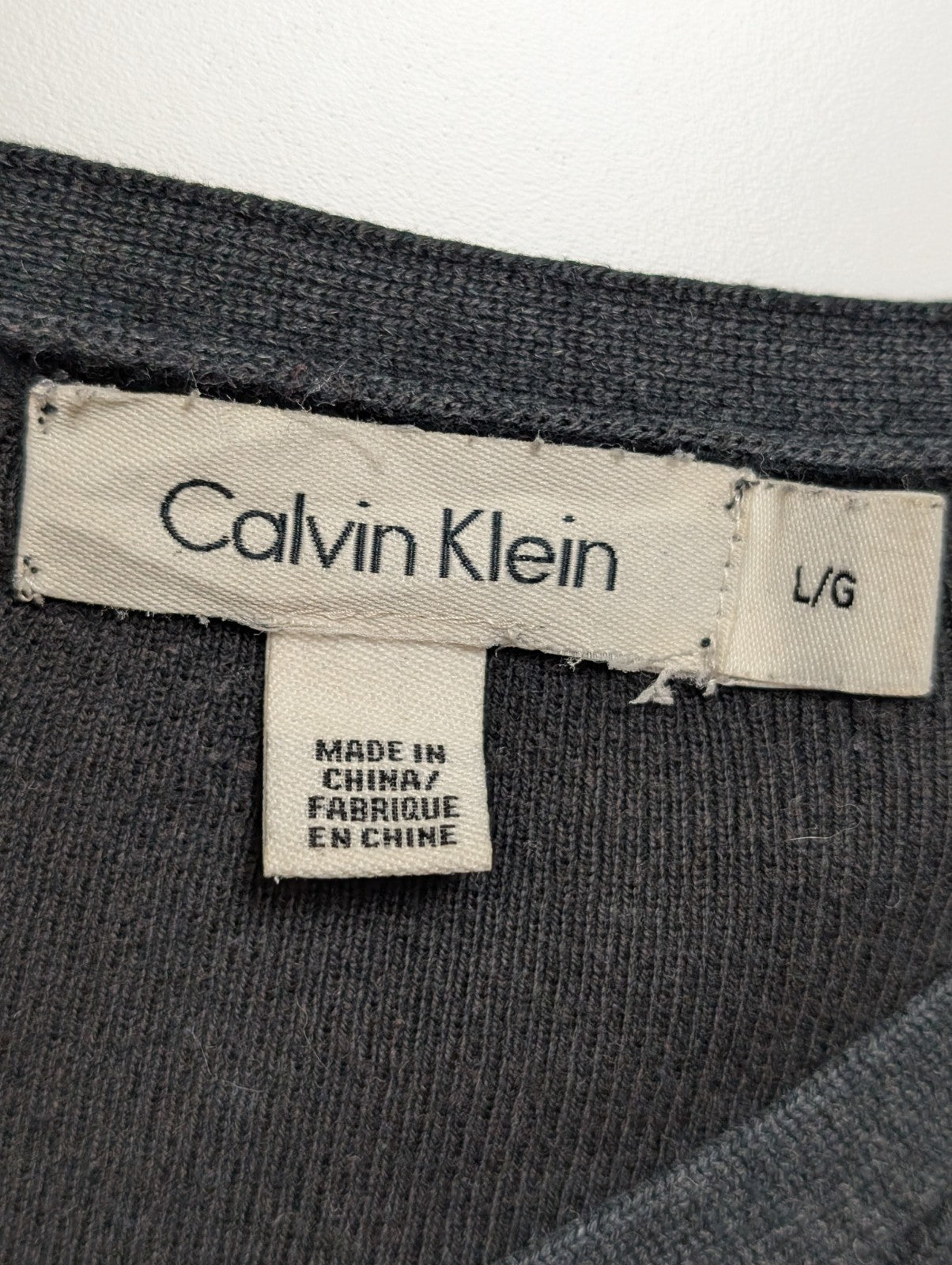 Pull Calvin Klein Noir Col V Texture Côtelée Coton & Modal - Taille L/XL