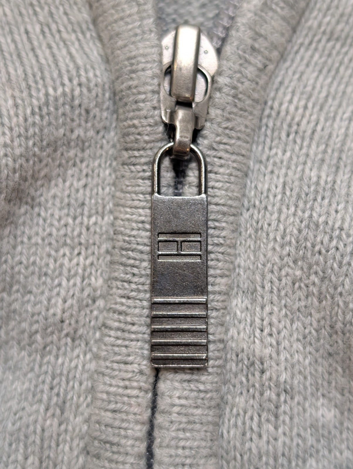 Gilet Zippé Tommy Hilfiger Femme Gris avec Écusson Brodé - Taille 2XL