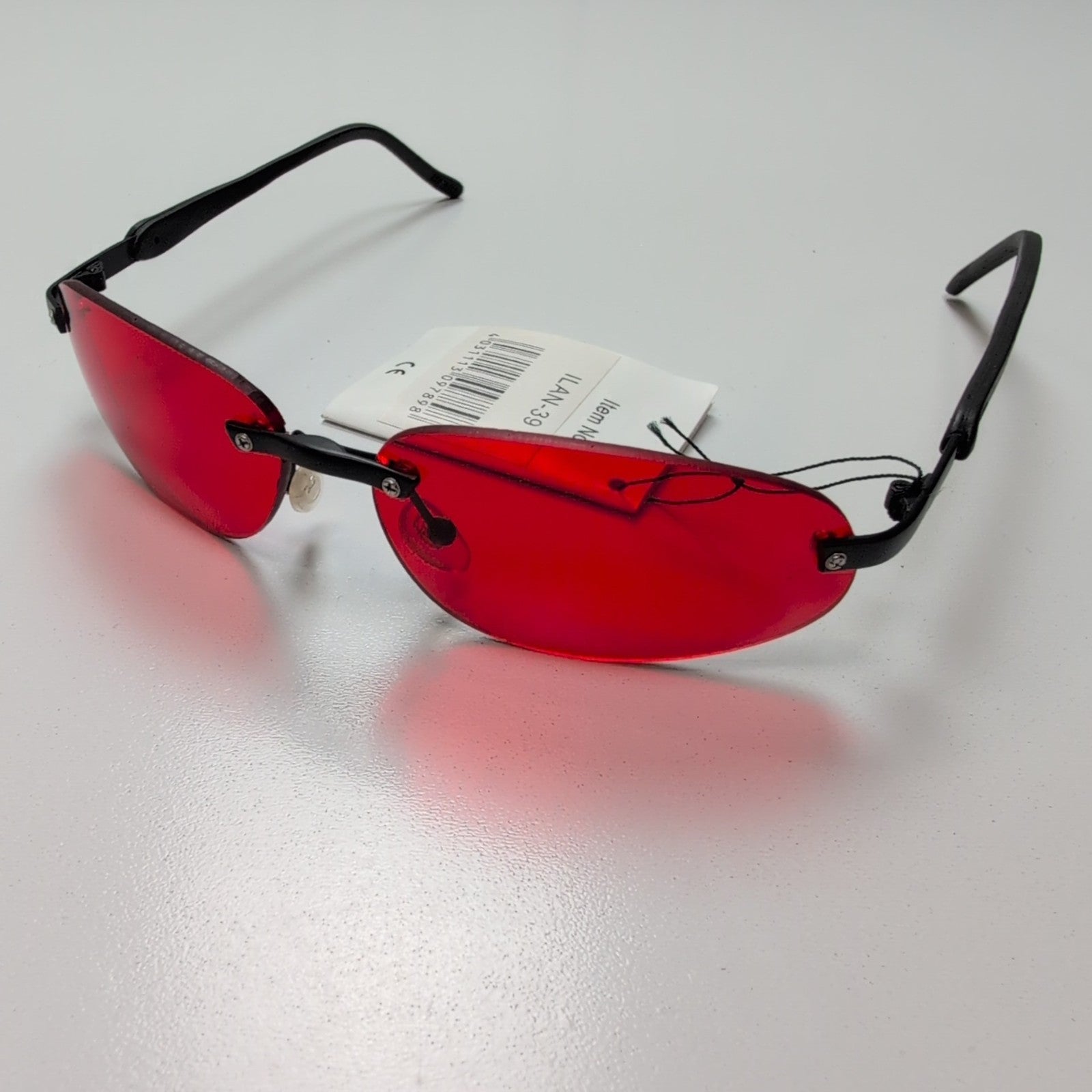 Lunettes de soleil Y2K Sans Monture Verres Ovales Teintés Rouge Branches Fines