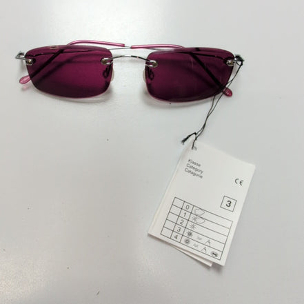 Lunettes de soleil Y2K Rectangulaires Sans Monture Verres Bordeaux Branches Fine