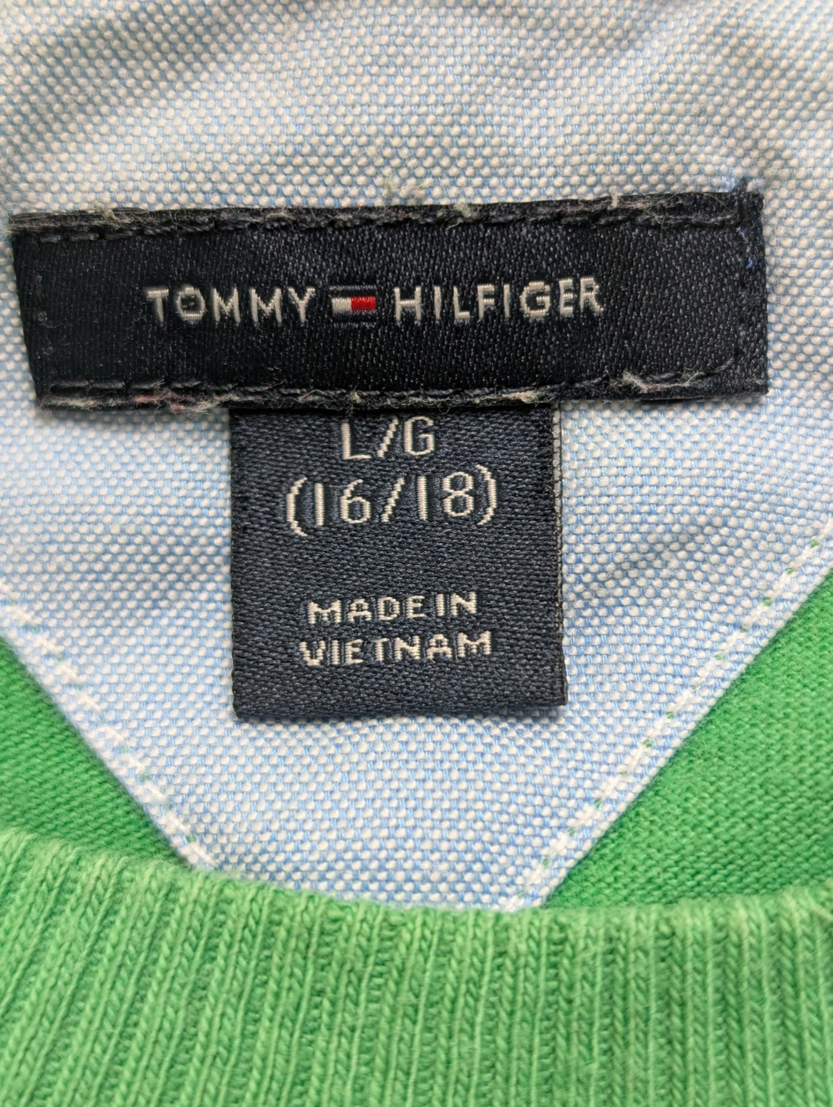 Pull sweat Tommy Hilfiger vert 16-18 ans taille L col rond