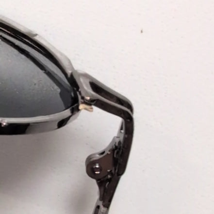 Lunettes de soleil Ovales Noires Y2K Branche Fine Métal UV400