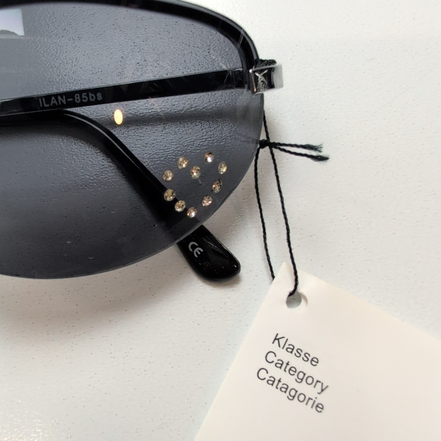 Lunettes de soleil Y2K Ovales Métal Chromé Branches Fines Strass Cœur