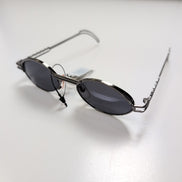 Lunettes de soleil Ovales Noires Y2K Branche Fine Métal UV400