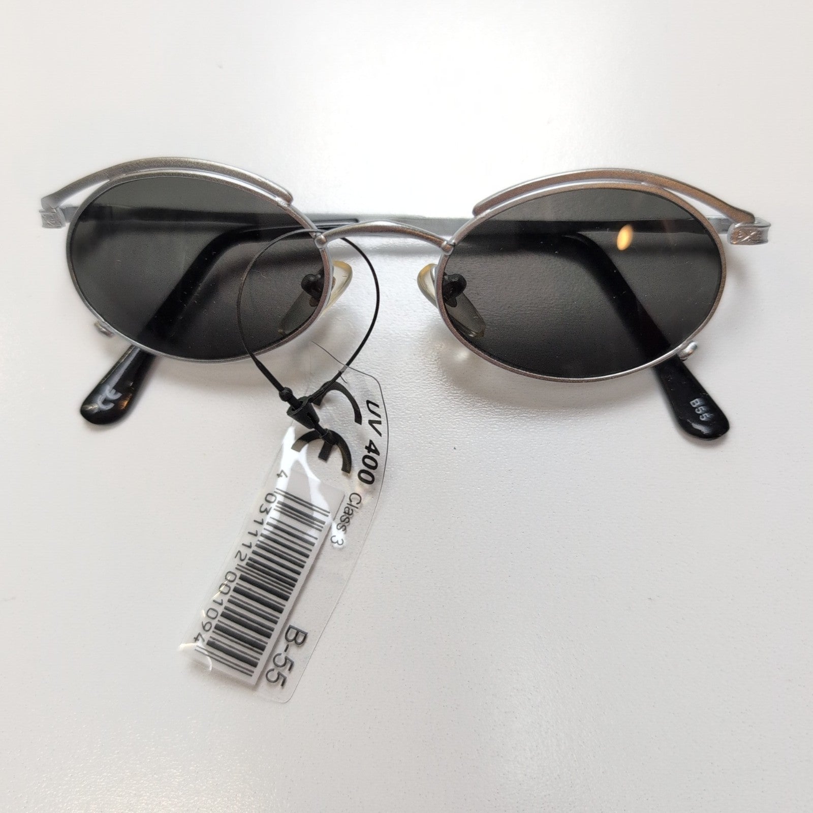 Lunettes de soleil Y2K Style Rétro Minimaliste Branche Fine métal gris