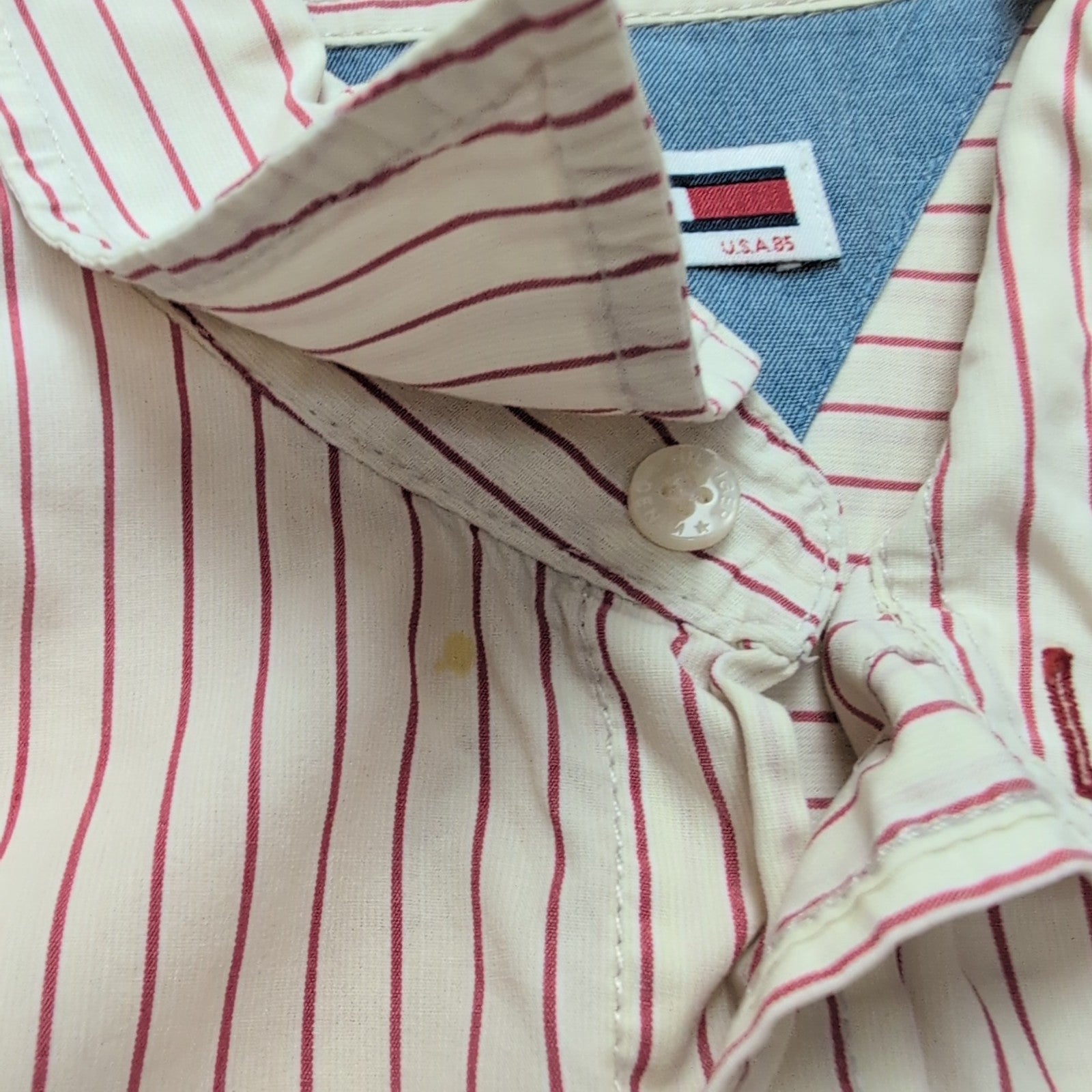 Chemise Tommy Hilfiger Denim blanc cassé rayures rouges manches courtes taille L
