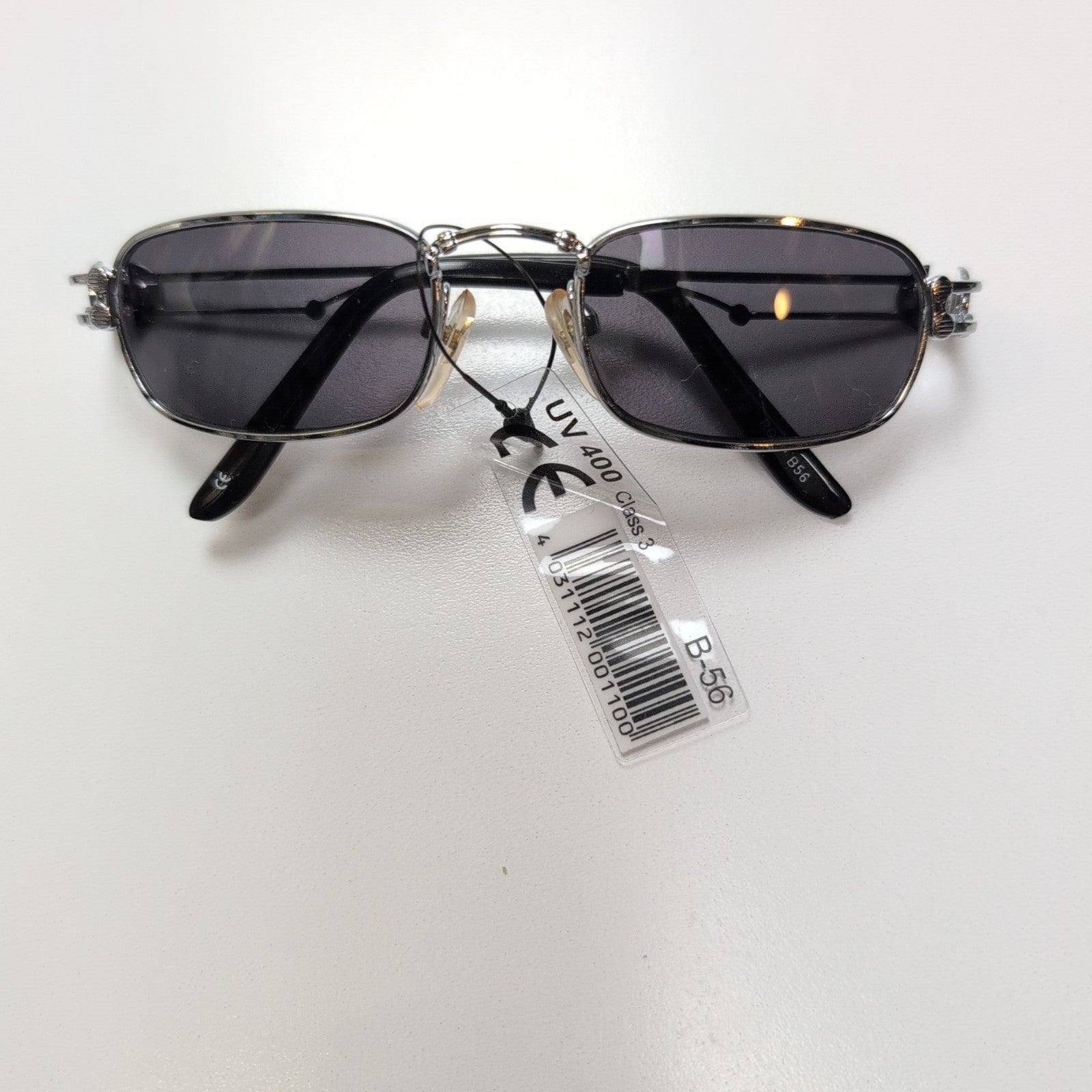 Lunettes de soleil Y2K Rectangulaires Métal Chromé Branches Larges