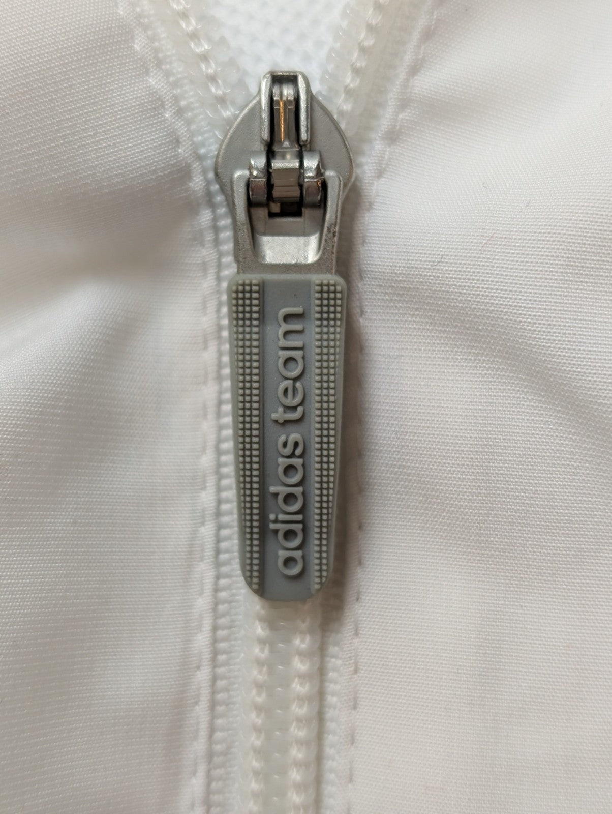 Veste Adidas Trainer Blanche Taille XL (Coupe large - Mesures réelles)