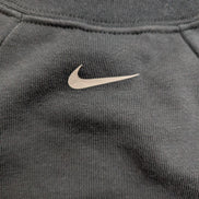 Sweat Nike noir femme crop top sport Dri-fit col rond
