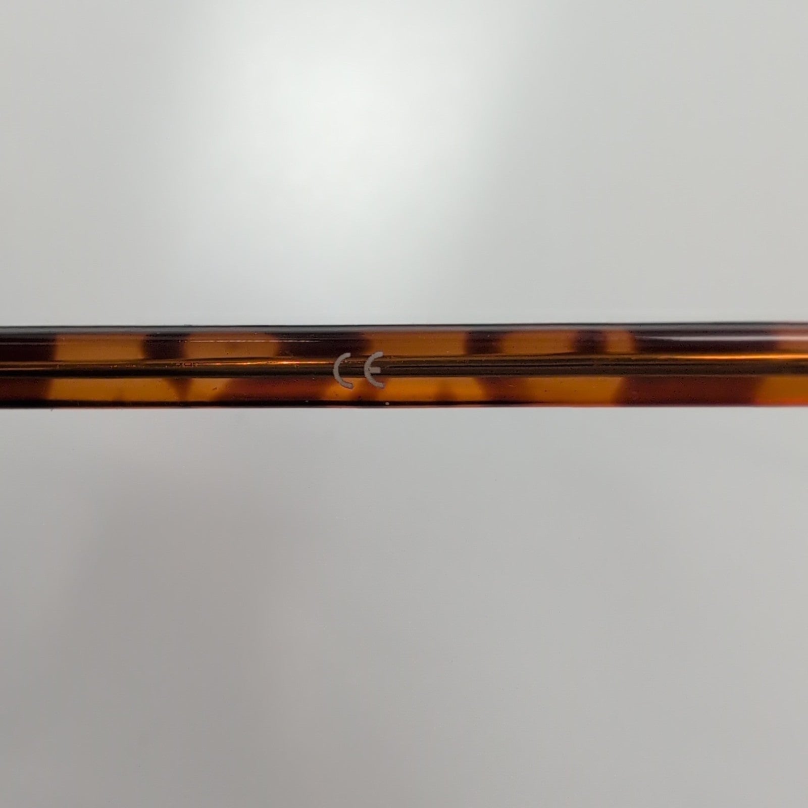 Lunettes de soleil Bar-On – Monture Métal Doré et Branches Effet Bois