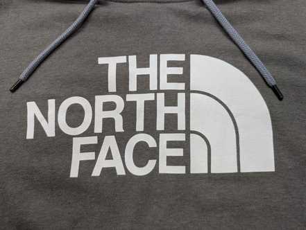 The North Face Sweat à Capuche Gris - Logo Blanc Sérigraphié - Taille M