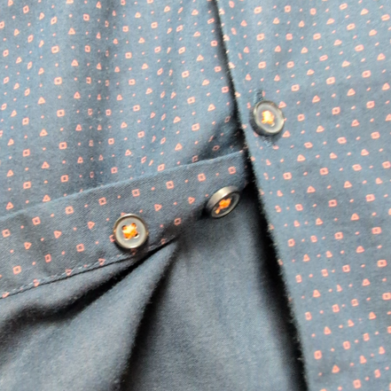 Chemise Denim & Flower Manches Longues Bleu Marine Motifs Coupe Cintrée T. XL