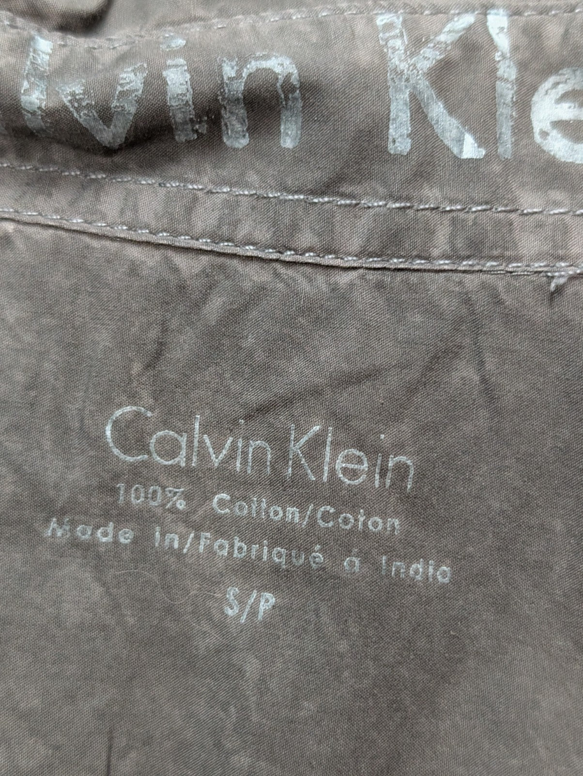 Chemise Calvin Klein gris foncé effet patiné taille S manches longues homme