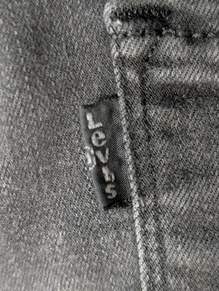 Jean Levi's Femme Noir Classic Bootcut Ultra Stretch W30 L30 T38 Vintage