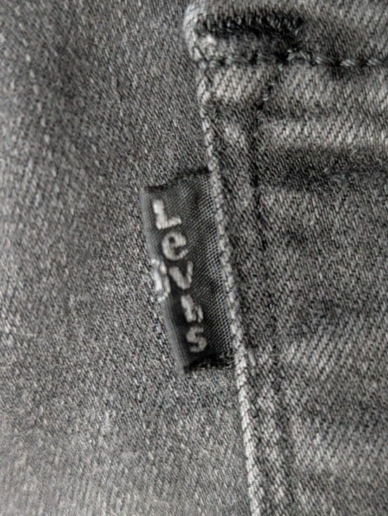 Jean Levi's Femme Noir Classic Bootcut Ultra Stretch W30 L30 T38 Vintage
