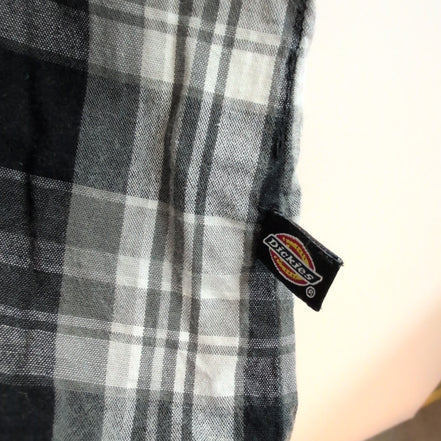 Chemise Dickies noire et grise à carreaux manches courtes taille M #185e