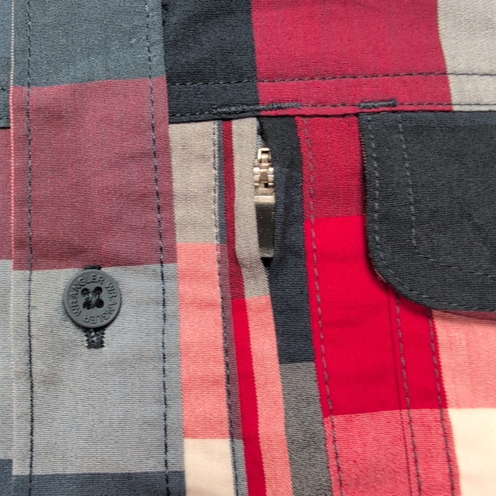 Chemise Wrangler ATG Manche Courte Technique Carreaux Bleu Blanc Rouge Taille S