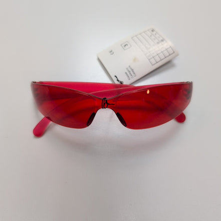 Lunettes de soleil teintées rouge style Y2K rectangle enveloppantes 🚩