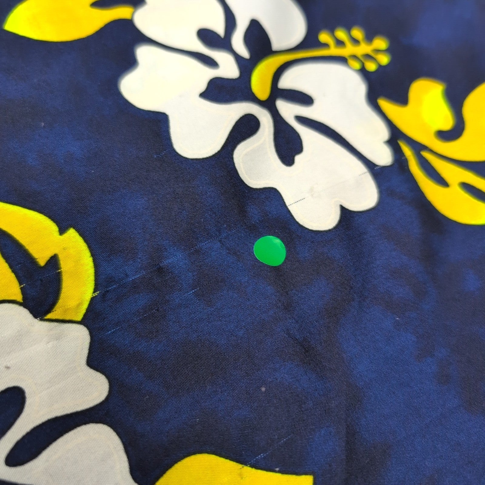 Chemise hawaïenne XXL bleu nuit fleurie voilier manches courtes vintage