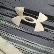 Short Under Armour HeatGear Noir & Gris Motif - Femme Taille M