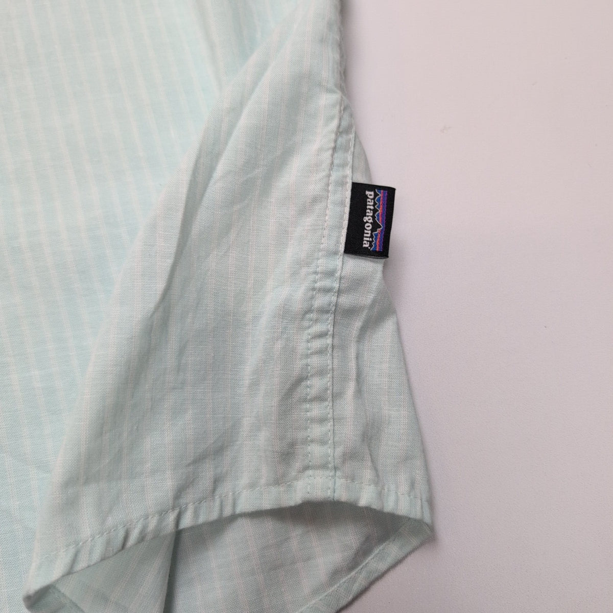 Chemise Patagonia L vert pâle rayures coton bio manches courtes