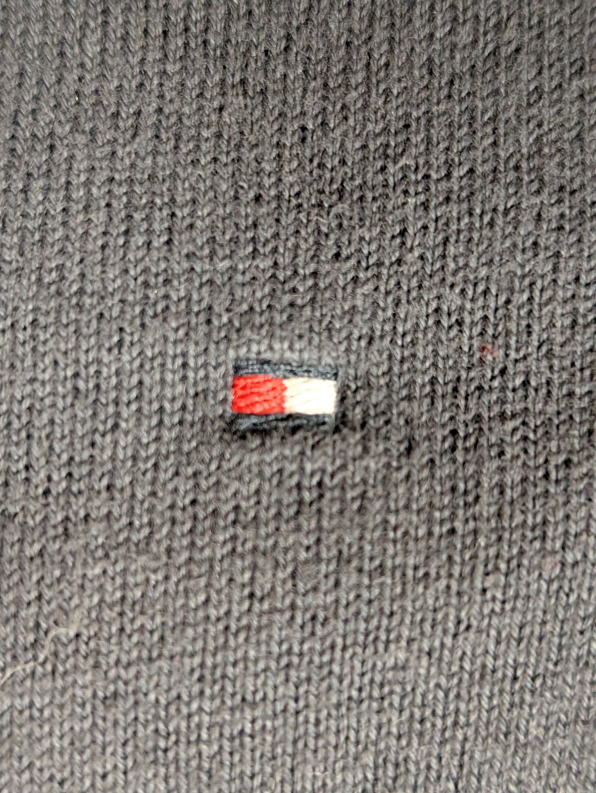 Pull Fin Tommy Hilfiger Femme Col V Bleu Marine Taille M Logo Brodé