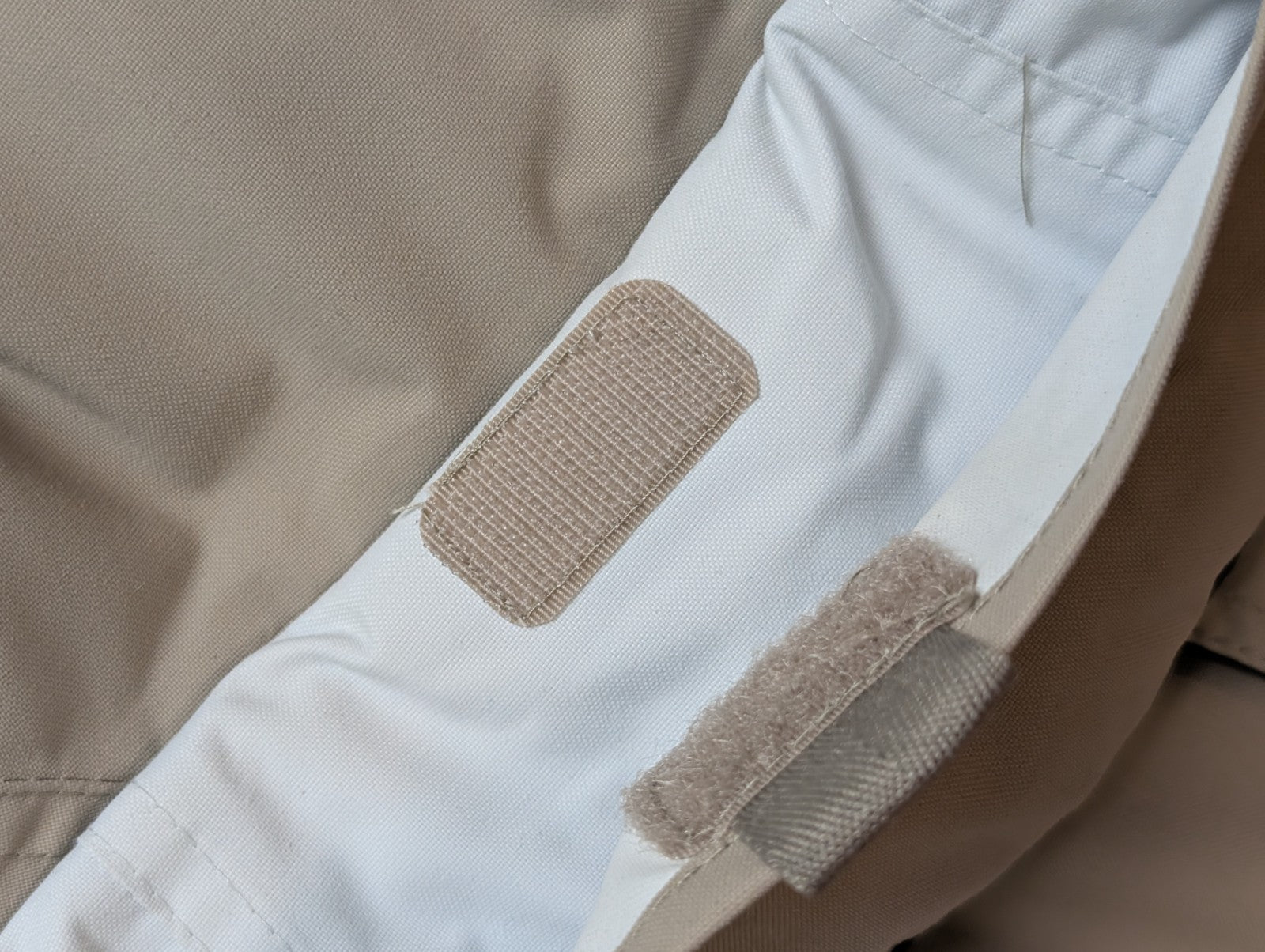 Blouson Pare-Pluie Étanche DECATHLON Beige Crème - Taille M - Capuche État Neuf