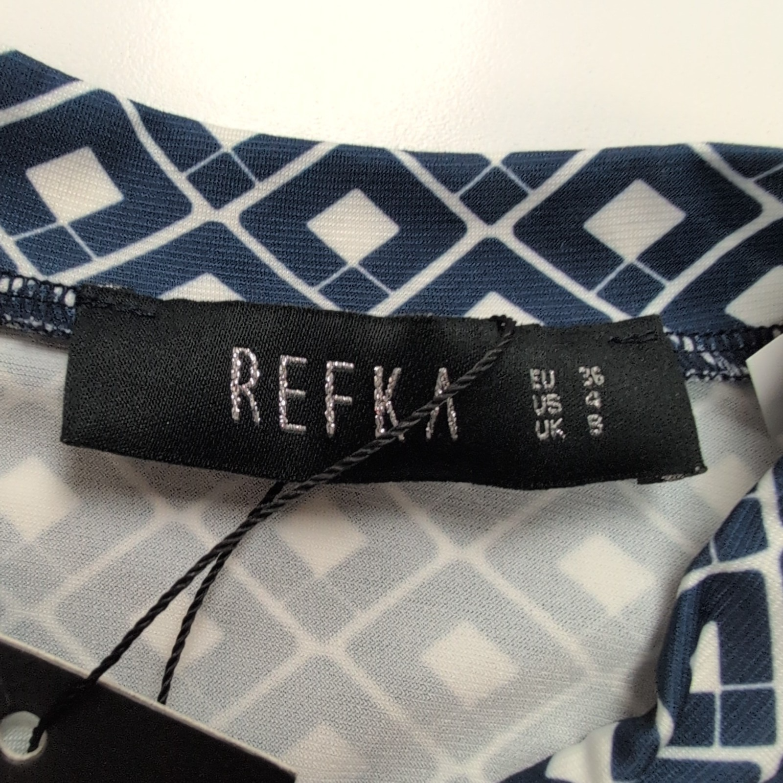 Haut Femme REFKA Taille 36 Bleu Marine Motif Losanges Manches Longues Neuf