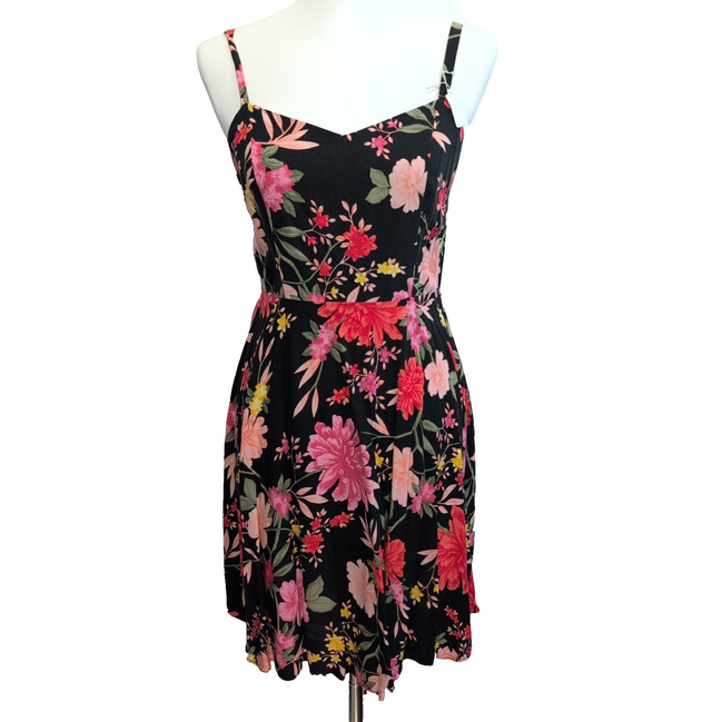 Robe d'été Fleurie Taille M Noire Rose 100% Viscose Bretelles Réglables