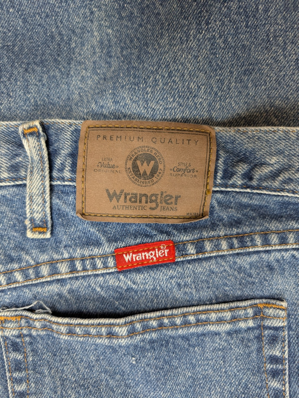 Jean Wrangler Vintage Regular Fit Homme W40 L30 Bleu Denim Classic Straight