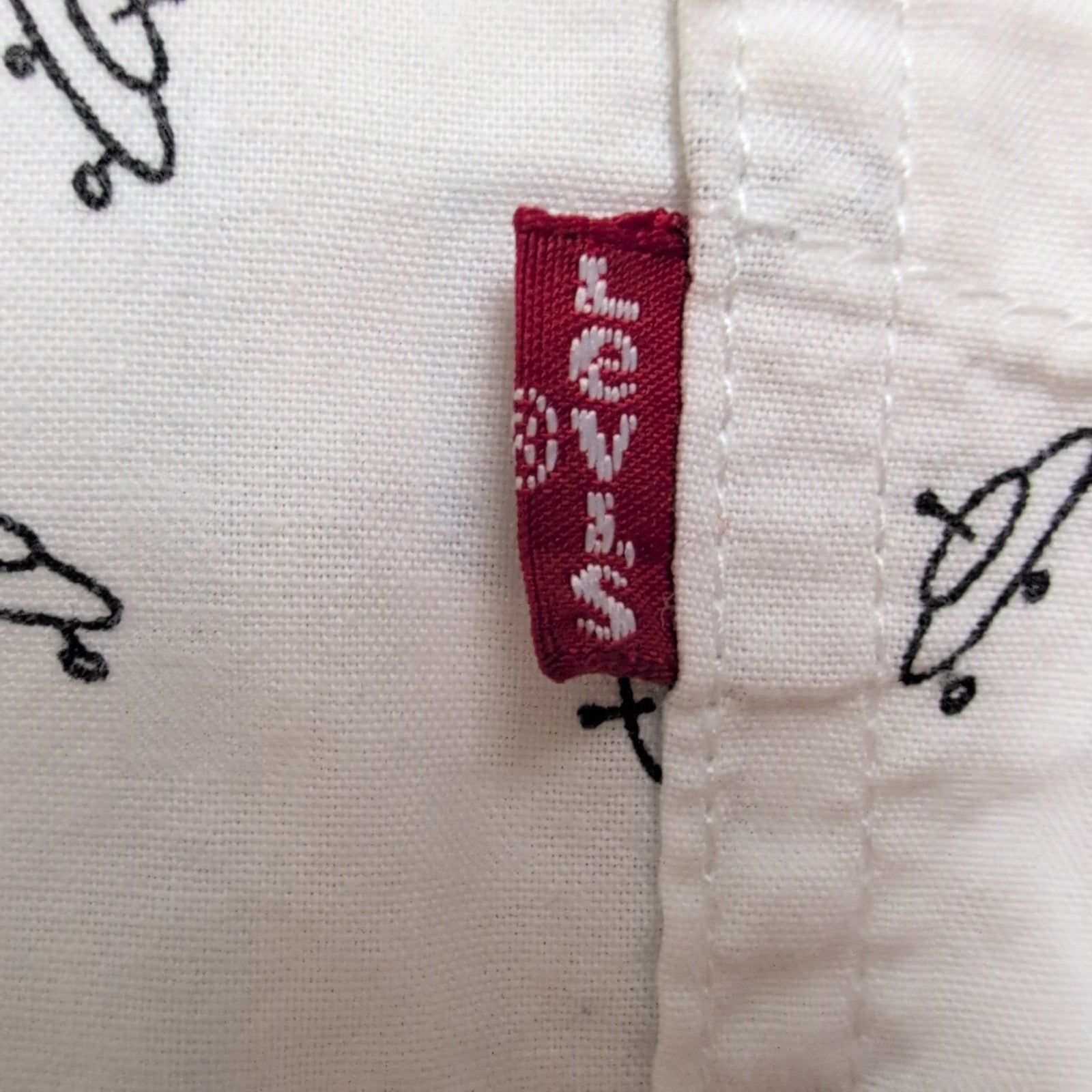 Chemise Levi's XL Blanche UFO OVNI Motif Coton Poche Manches Courtes