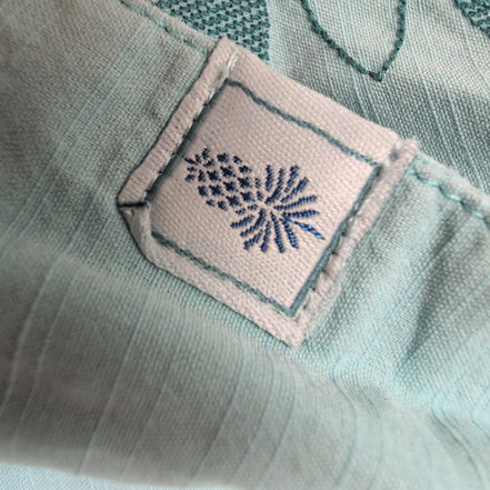 Chemise Hawaïenne Tommy Bahama LG 90% Soie Vert Pâle Boutons Bois