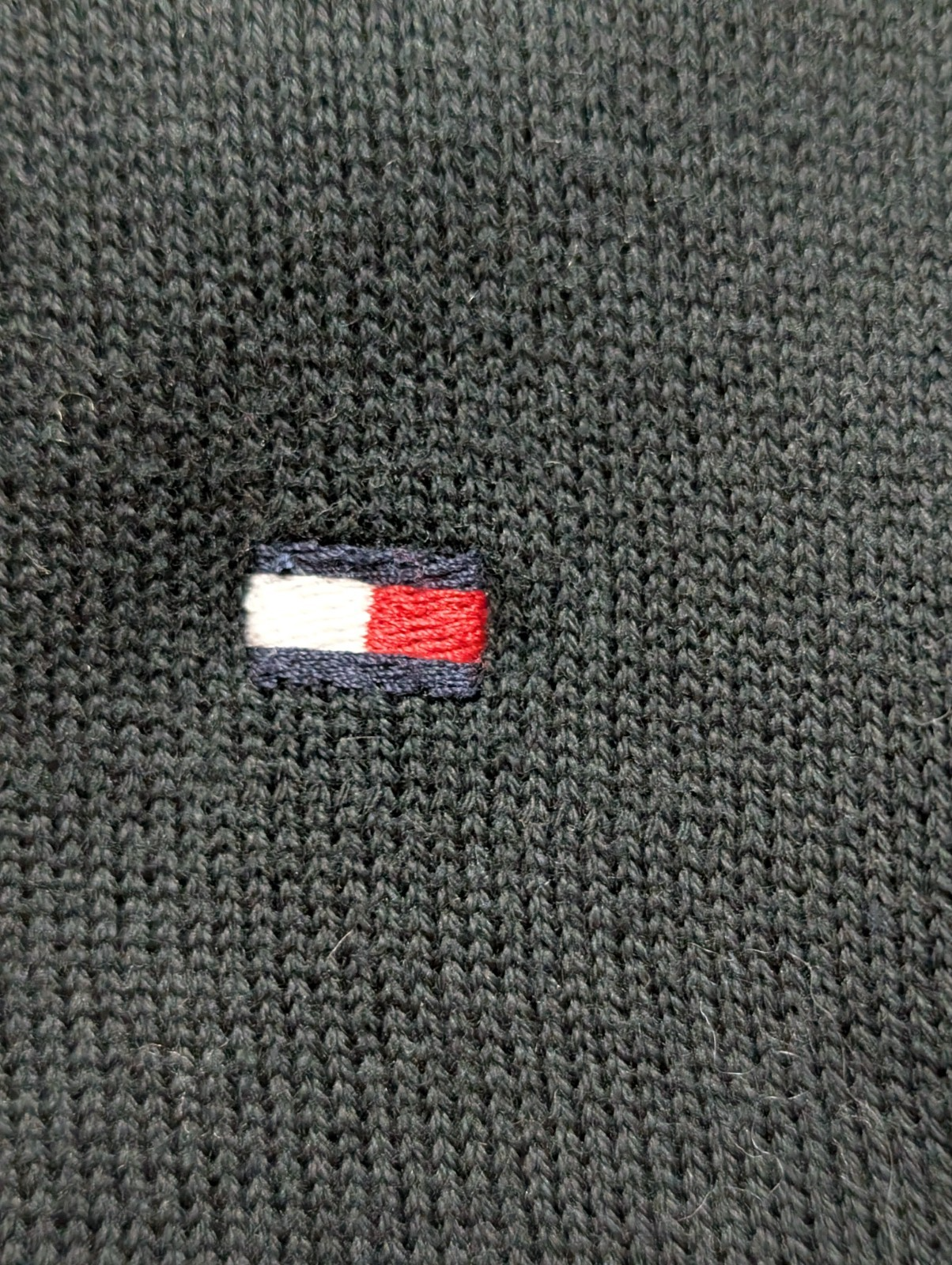Pull Tommy Hilfiger Col V Noir Profond - Taille XL / 2XL
