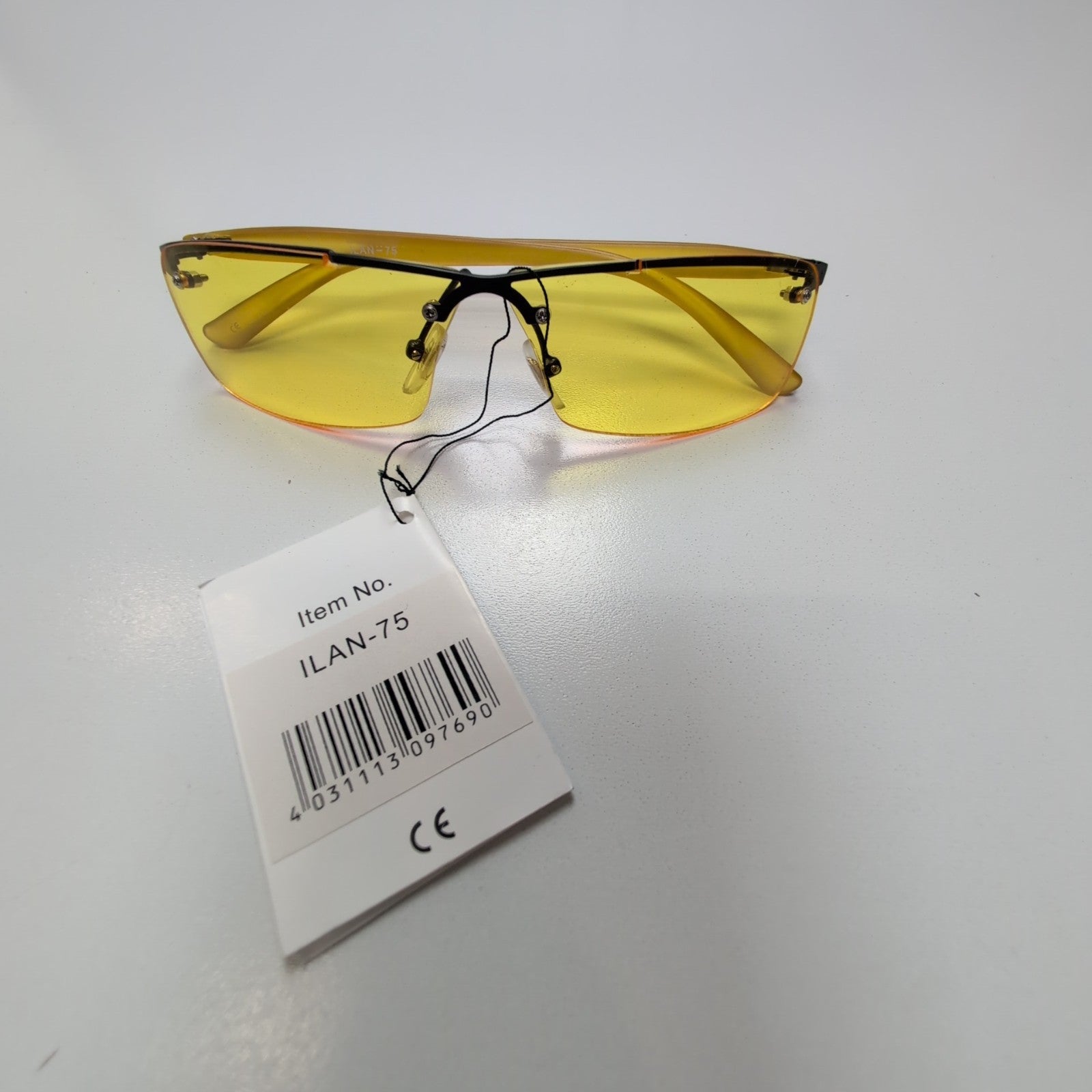Lunettes de soleil Y2K Rectangulaires Métal Noir et Jaune Translucide