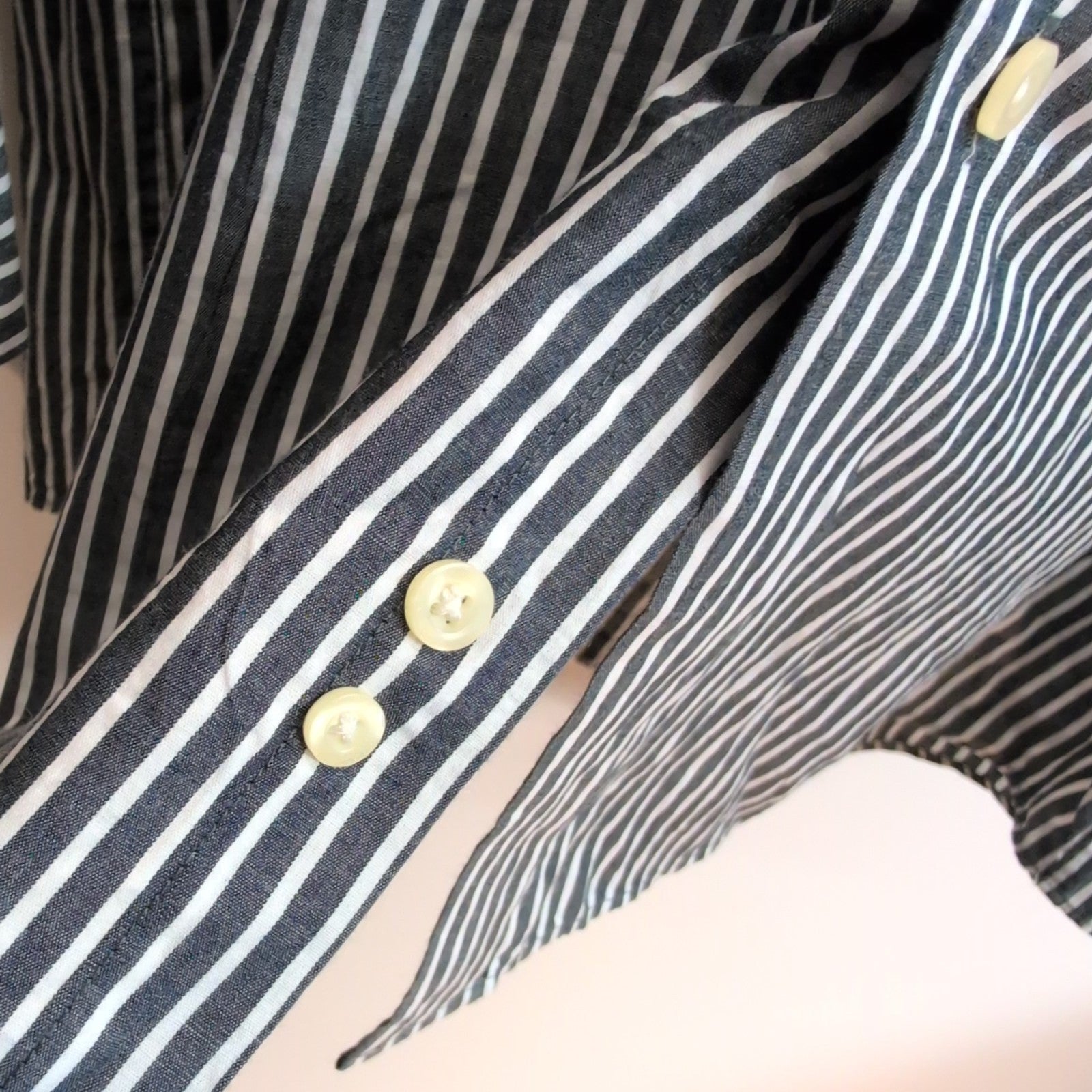 Chemise CHAPS grise et blanche à rayures taille L/XL #184e