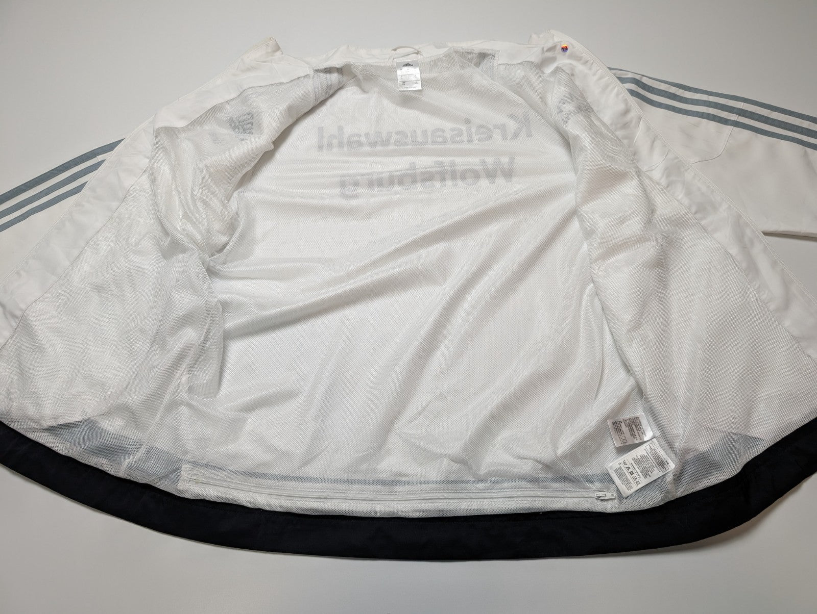 Veste Adidas Trainer Blanche Taille XL (Coupe large - Mesures réelles)
