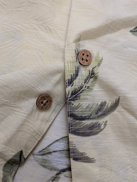 Chemise Hawaïenne Motif Fleurs et Cocotiers - Taille L