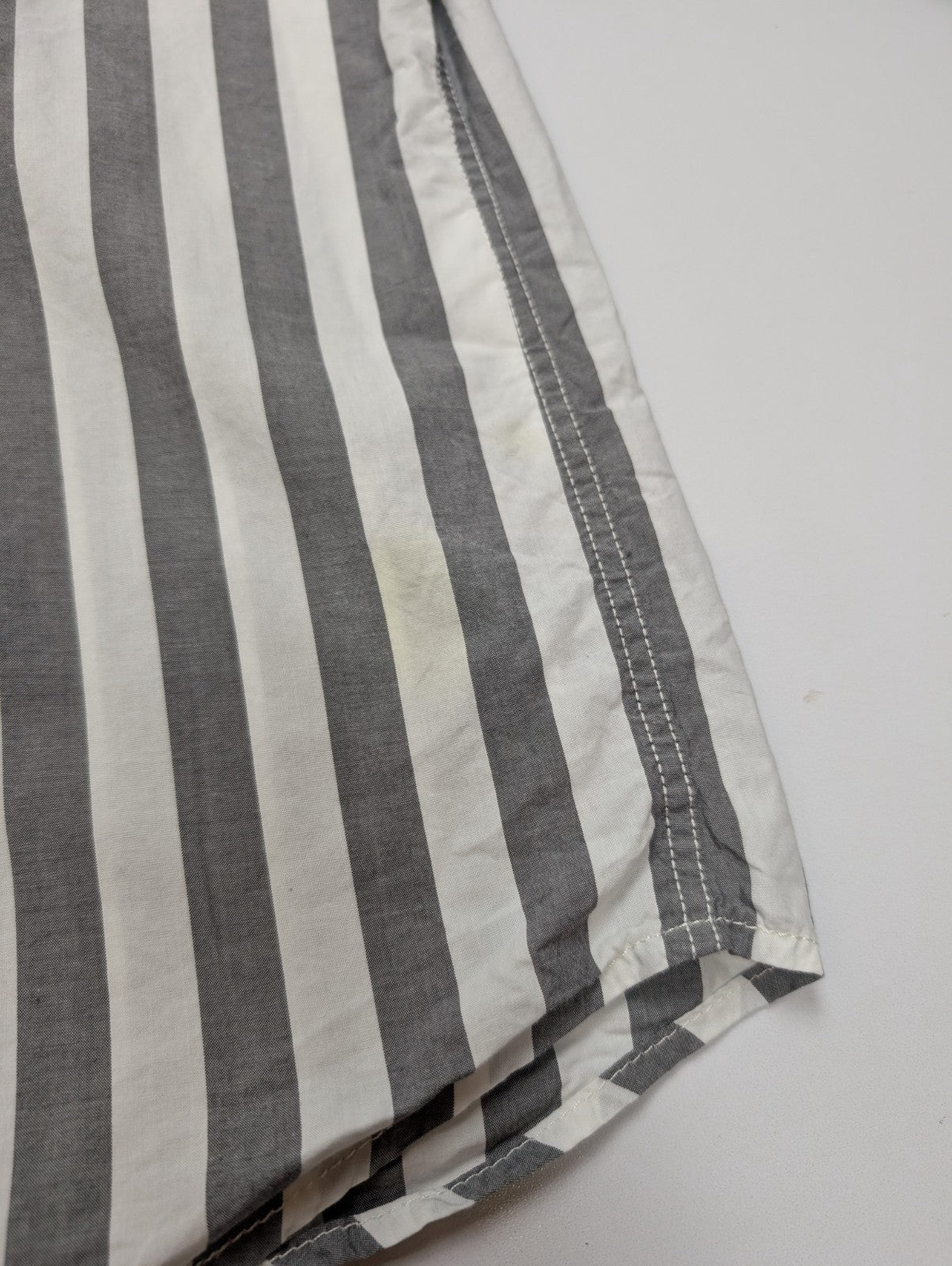 Chemise Levi's à Rayures Grises et Blanches Manches Longues Taille L