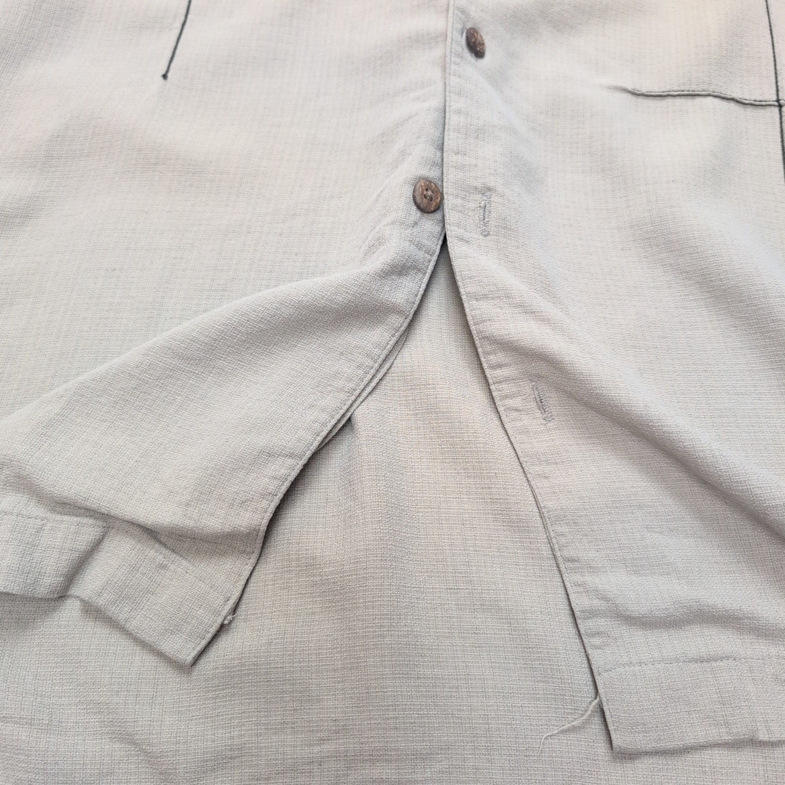 Chemise hawaïenne IZOD M crème motif géométrique 100% soie manches courtes