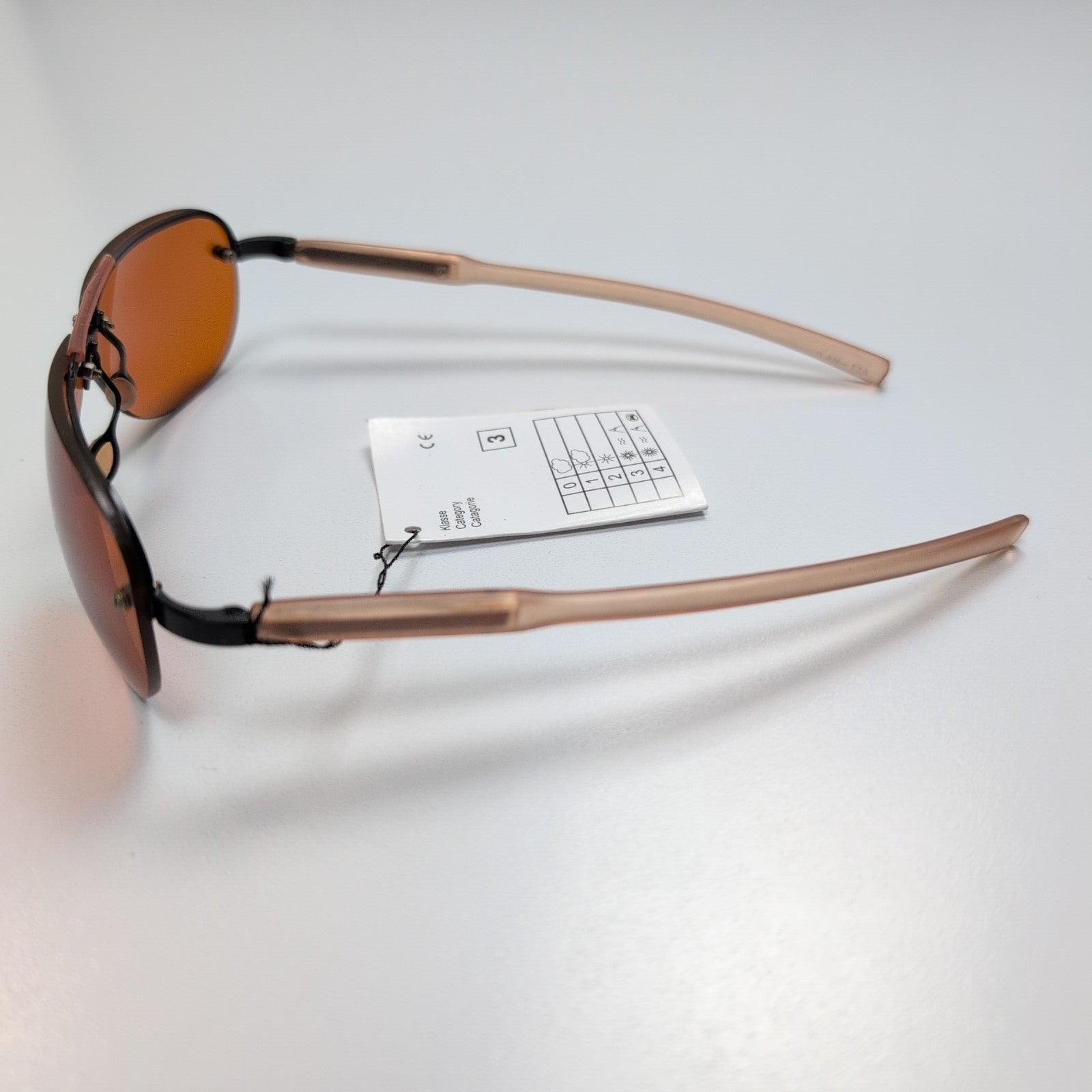 Lunettes de soleil style Ovale Ambre Monture Métal Y2K