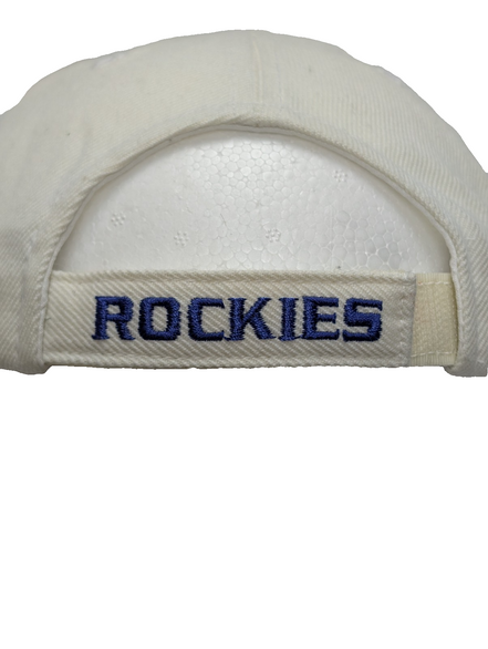 Casquette PUMA Colorado Rockies Vintage Blanche Logo Brodé Argent Bleu