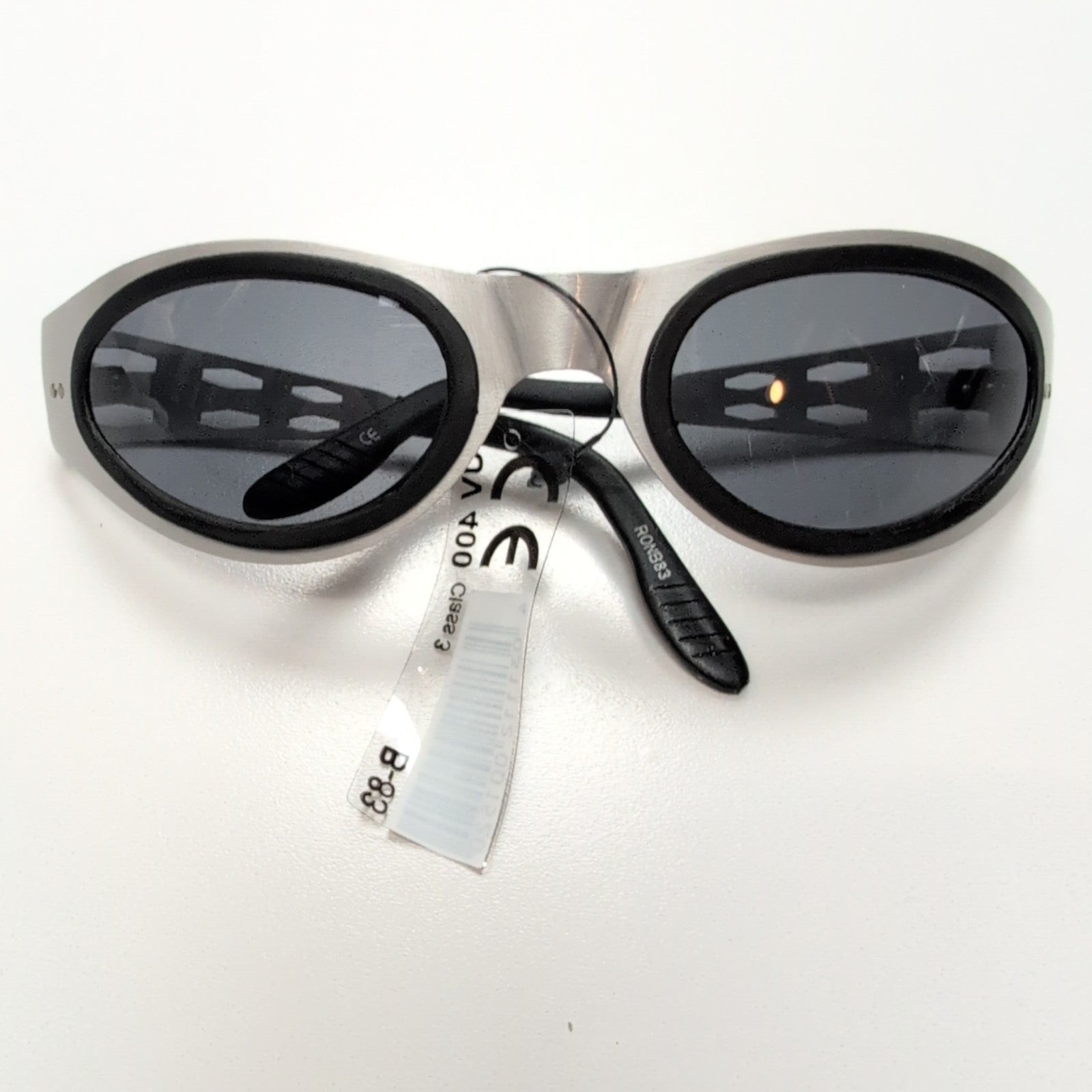 Lunettes de soleil Y2K Branches larges Métal gris satiné 6 trous