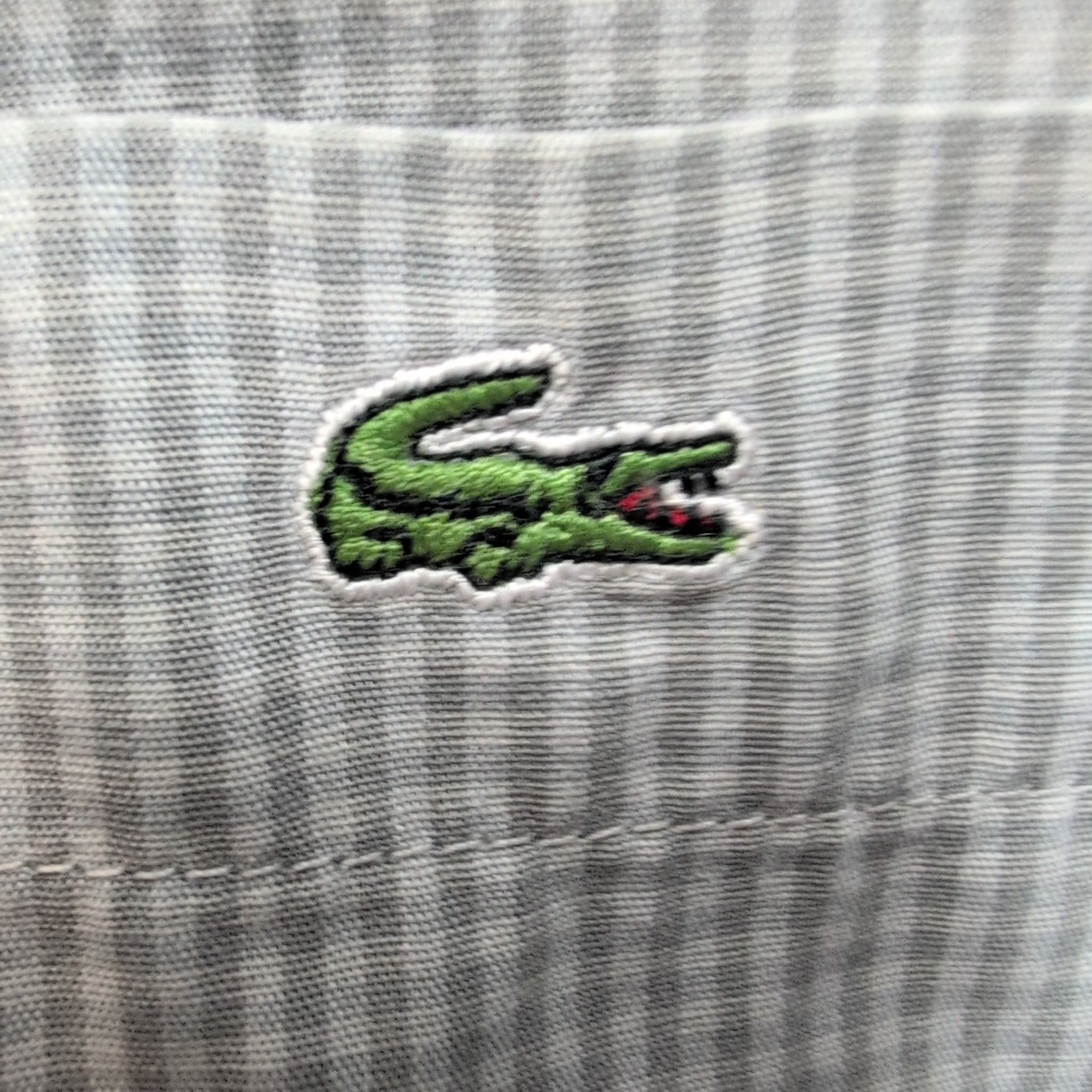 Lacoste chemise grise petits carreaux crocodile vert taille 40 XL vintage
