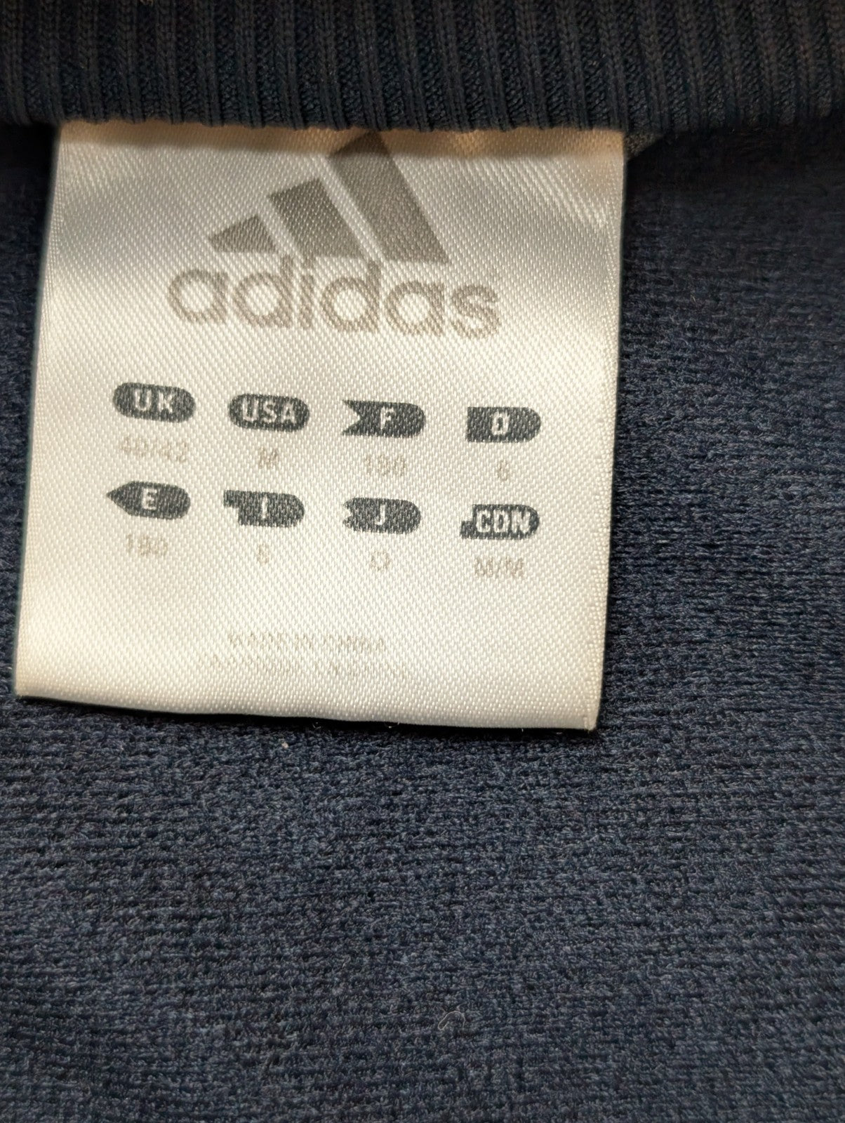 Veste Adidas Grise Taille XL (Taille Grand - voir mesures) Zips Poignets Sport